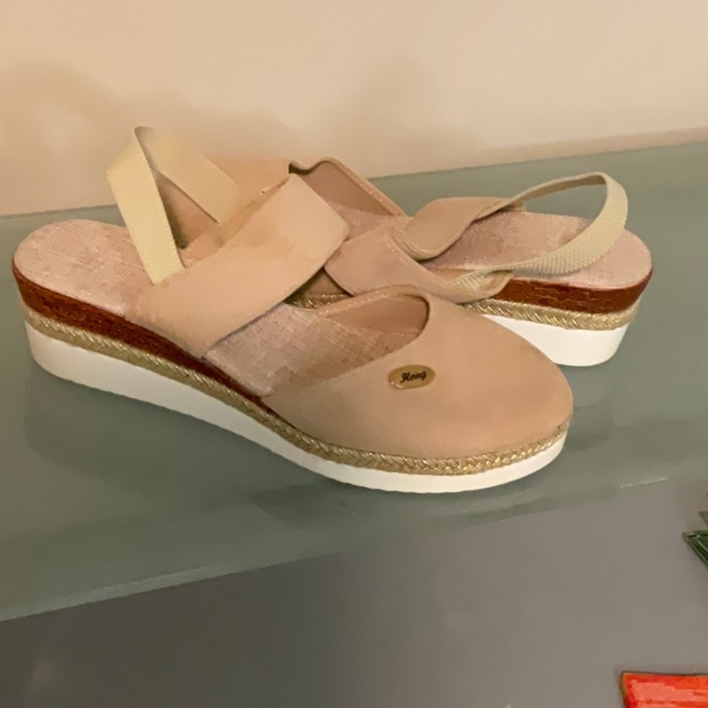 Romy Cream Platform Shoes with Comfort Features